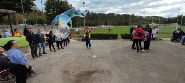 461168272 965858545586809 6388355828131781704 N